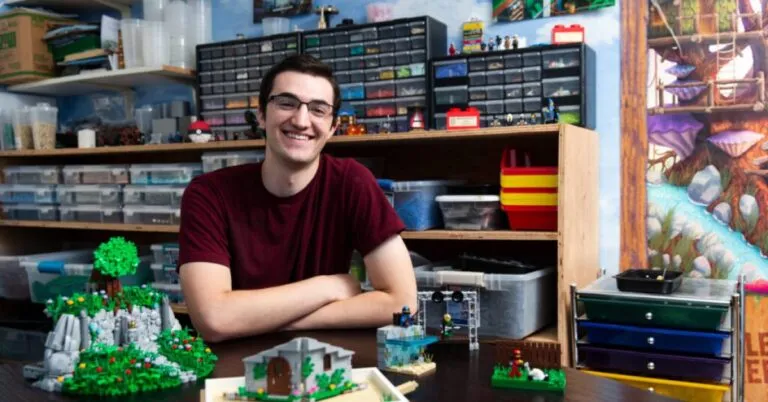Grant Davis, Lego builder